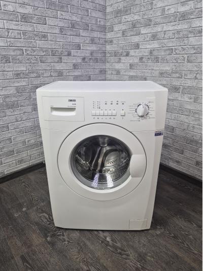 Стиральная машина Zanussi ZWS 281 